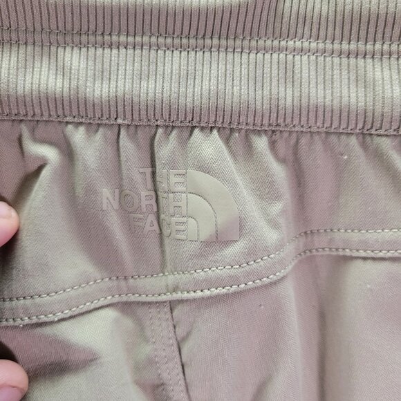 The North Face Womens Petite S Beige Cargo Jogger Pants - Picture 8 of 8